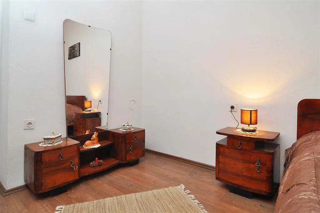 Apartment Toby Split